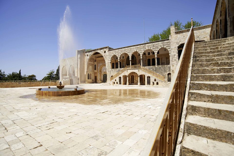 صور القصر